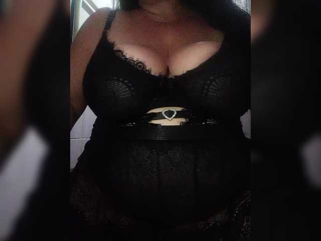 Xo4y2sexa live cam on BongaCams