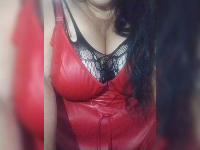 Xo4y2sexa live cam on BongaCams