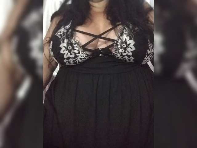Xo4y2sexa live cam on BongaCams