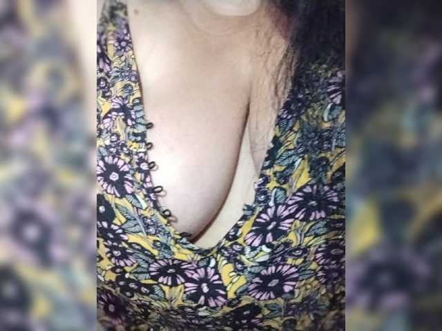 Xo4y2sexa live cam on BongaCams