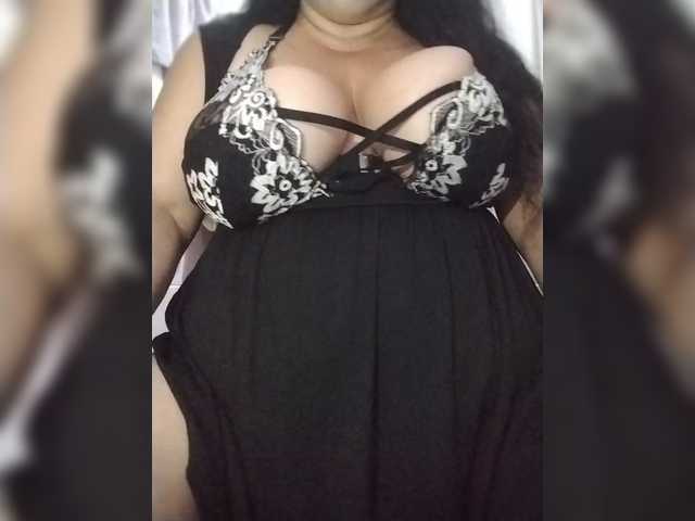 xo4y2sexa cam belle