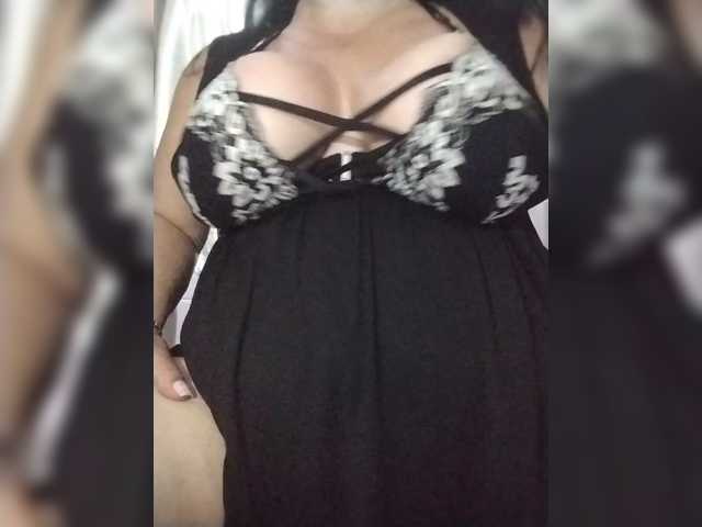 Xo4y2sexa live cam on BongaCams