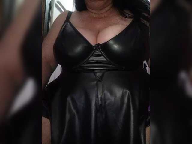 Xo4y2sexa's BongaCams show and profile