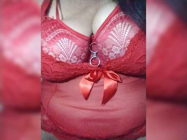 Xo4y2sexa live cam on BongaCams