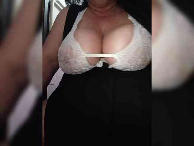 SeXy-Xo4y-SeXa webcam