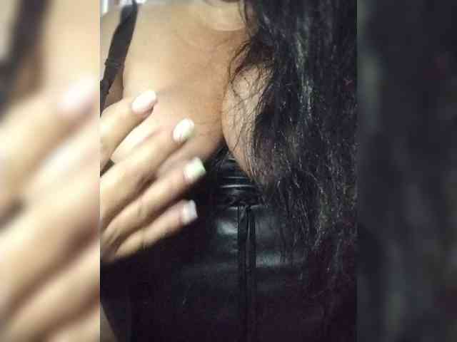 SeXy-Xo4y-SeXa webcam