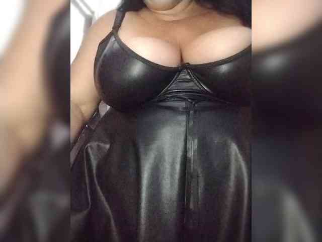 SeXy-Xo4y-SeXa webcam
