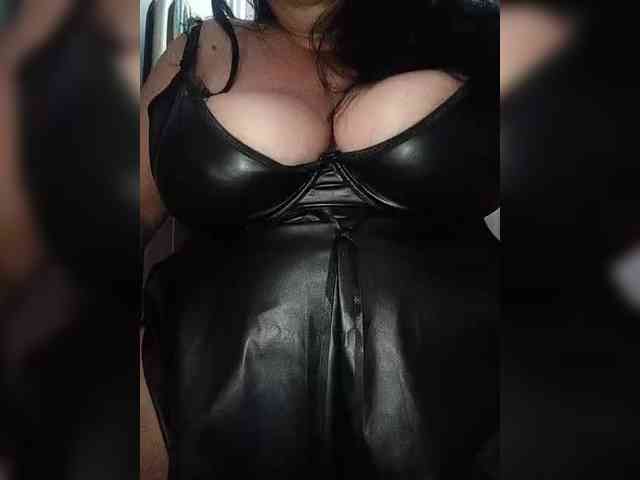 SeXy-Xo4y-SeXa webcam