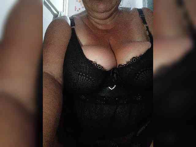 SeXy-Xo4y-SeXa webcam