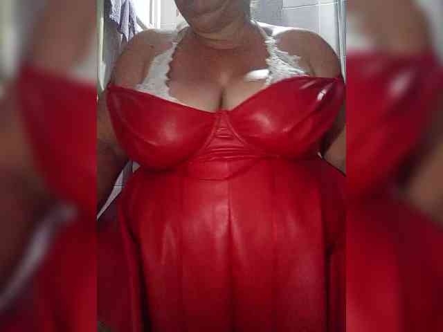 Xo4y2sexa Live Webcam on BongaCams