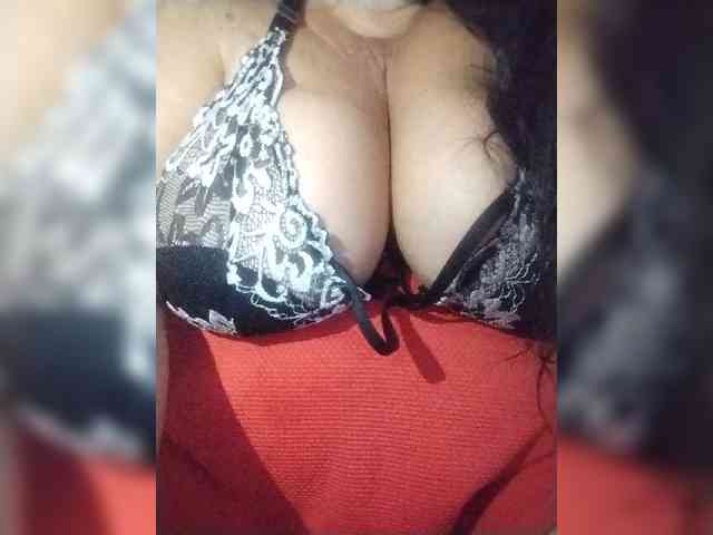 SeXy-Xo4y-SeXa webcam