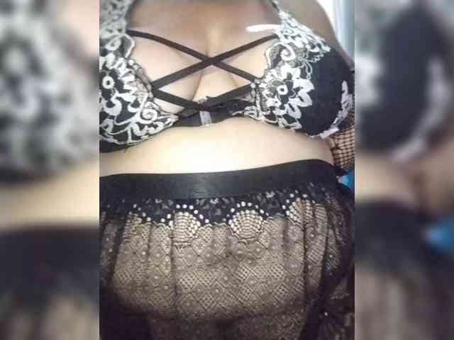 SeXy-Xo4y-SeXa webcam