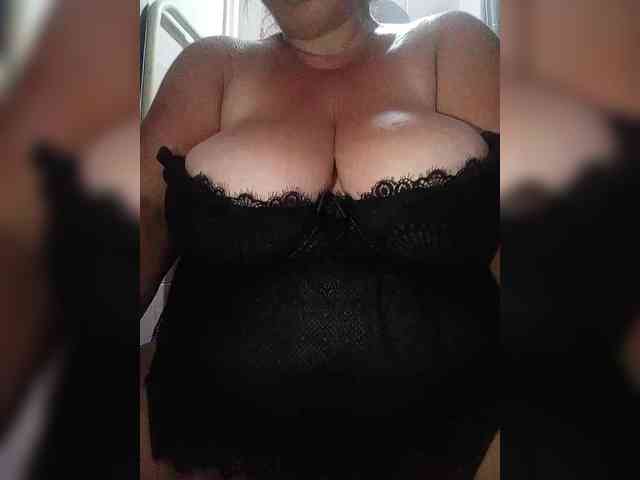 SeXy-Xo4y-SeXa webcam