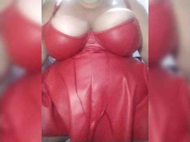 SeXy-Xo4y-SeXa webcam