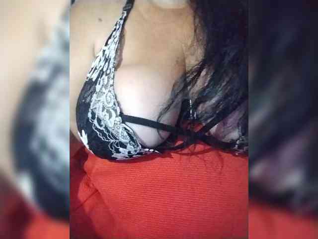 SeXy-Xo4y-SeXa webcam