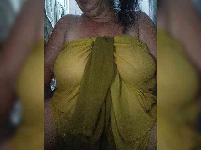 SeXy-Xo4y-SeXa webcam