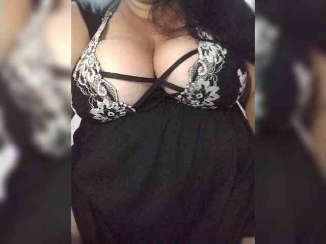 SeXy-Xo4y-SeXa webcam