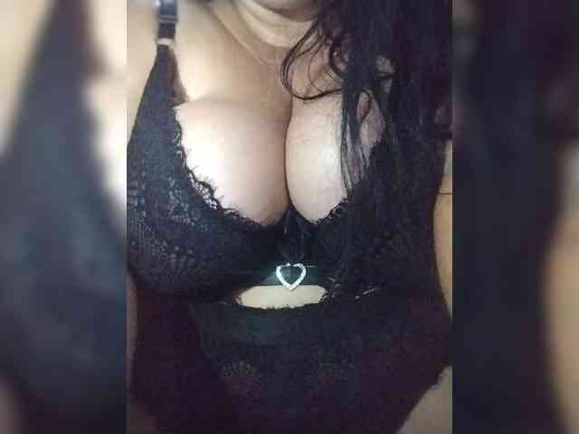 SeXy-Xo4y-SeXa webcam