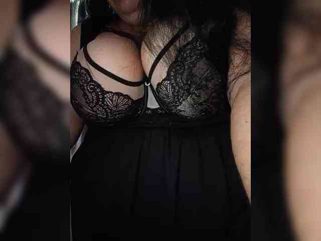 SeXy-Xo4y-SeXa webcam