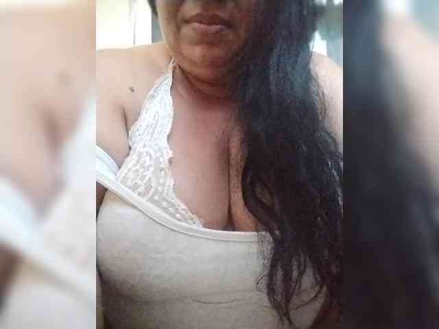 SeXy-Xo4y-SeXa webcam