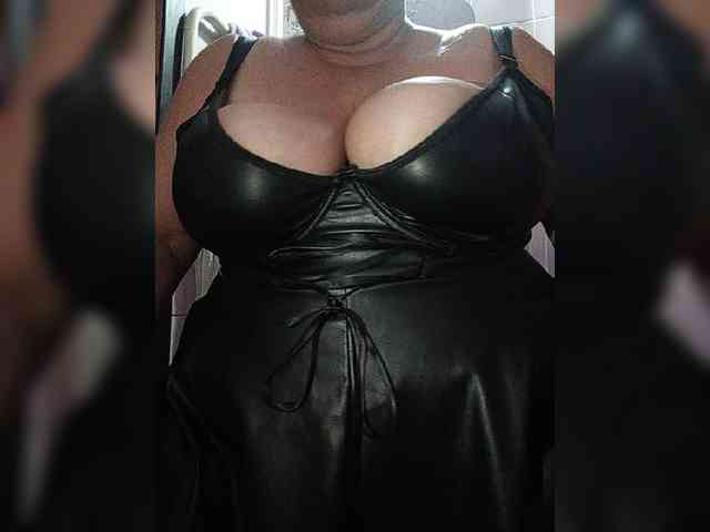 SeXy-Xo4y-SeXa webcam