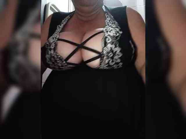 SeXy-Xo4y-SeXa webcam