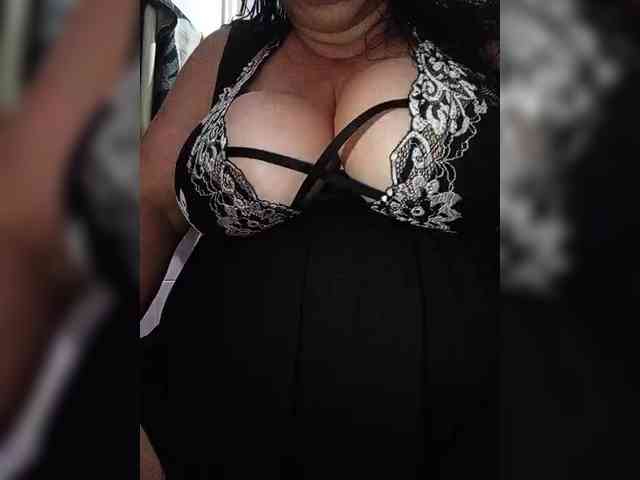 SeXy-Xo4y-SeXa webcam