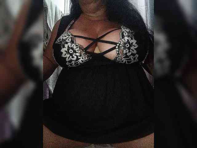 SeXy-Xo4y-SeXa webcam