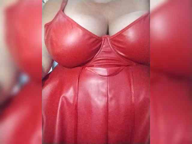 SeXy-Xo4y-SeXa webcam