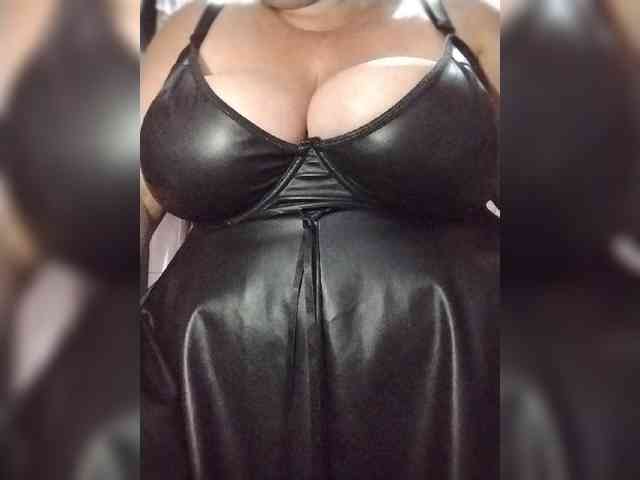 SeXy-Xo4y-SeXa webcam