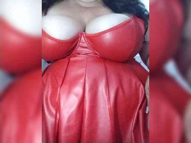 SeXy-Xo4y-SeXa webcam