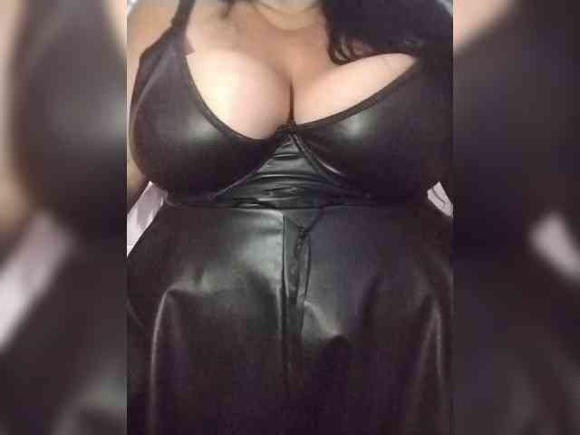 SeXy-Xo4y-SeXa webcam