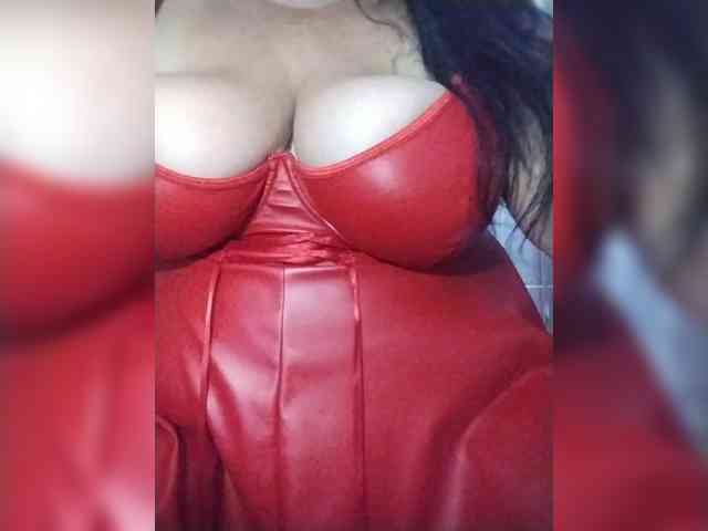 SeXy-Xo4y-SeXa webcam