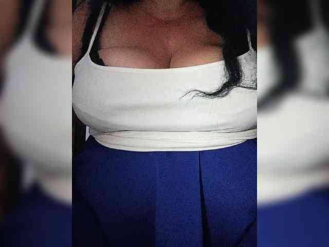 SeXy-Xo4y-SeXa webcam