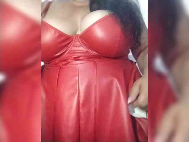 SeXy-Xo4y-SeXa webcam
