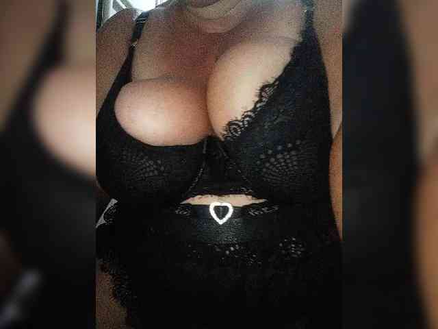 SeXy-Xo4y-SeXa webcam