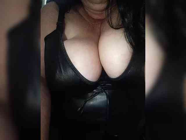 Acest model este live acum. Xo4y2sexa
