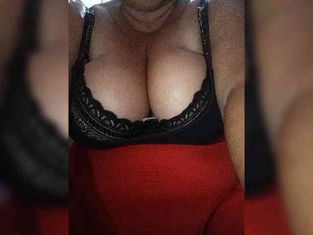 SeXy-Xo4y-SeXa webcam