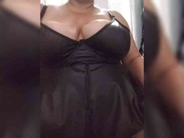 SeXy-Xo4y-SeXa webcam
