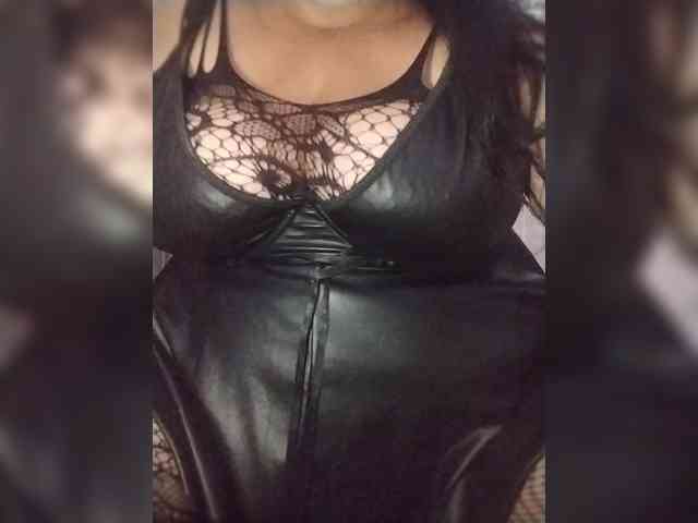 SeXy-Xo4y-SeXa webcam
