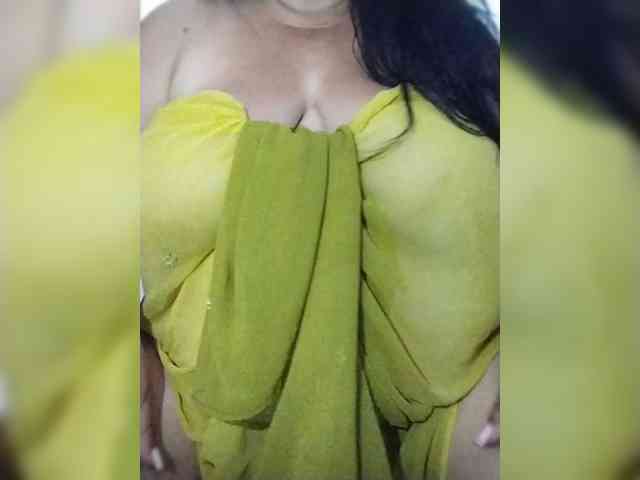 SeXy-Xo4y-SeXa webcam