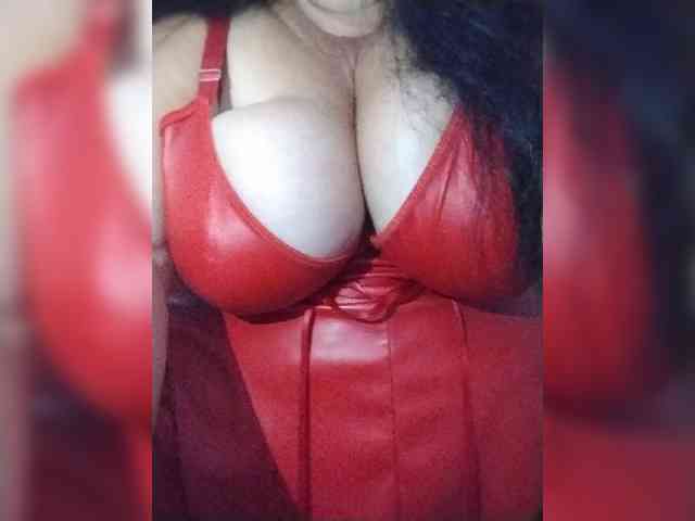 SeXy-Xo4y-SeXa webcam