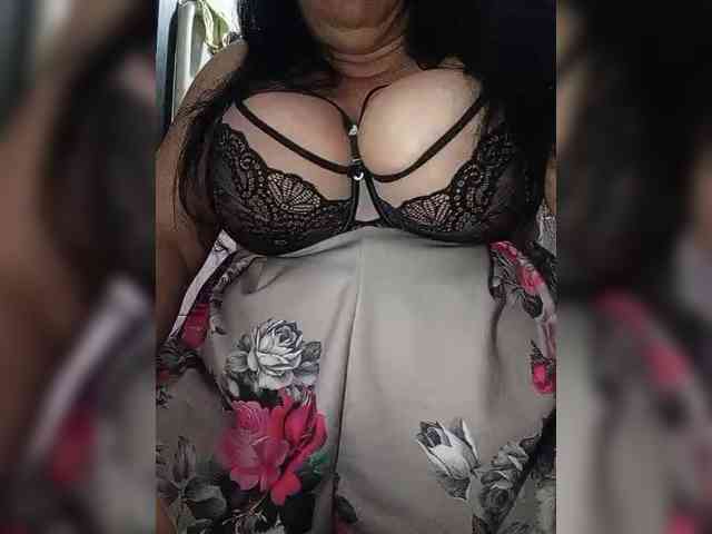 SeXy-Xo4y-SeXa webcam