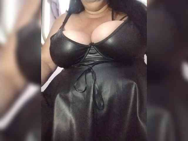 SeXy-Xo4y-SeXa webcam