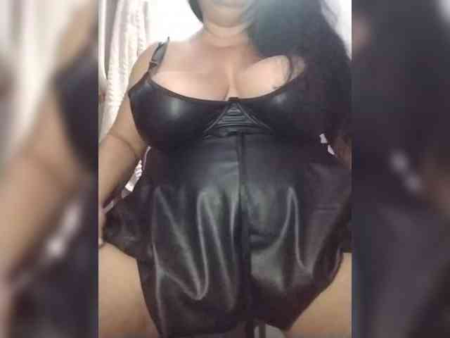SeXy-Xo4y-SeXa webcam
