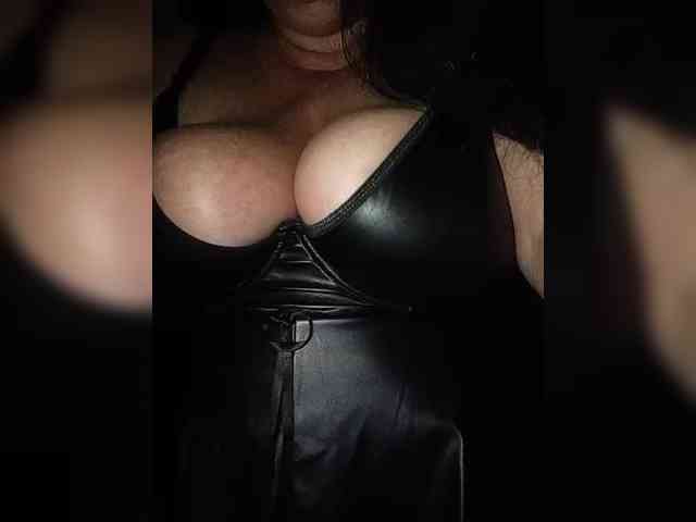 SeXy-Xo4y-SeXa webcam