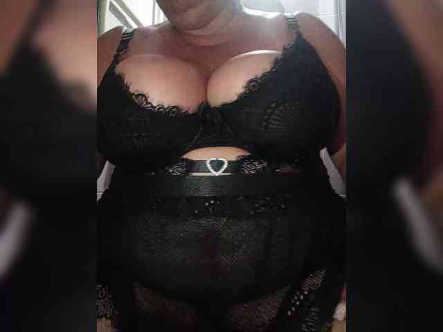 SeXy-Xo4y-SeXa webcam