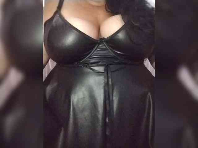 SeXy-Xo4y-SeXa webcam