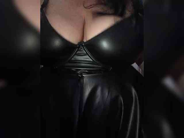 SeXy-Xo4y-SeXa webcam