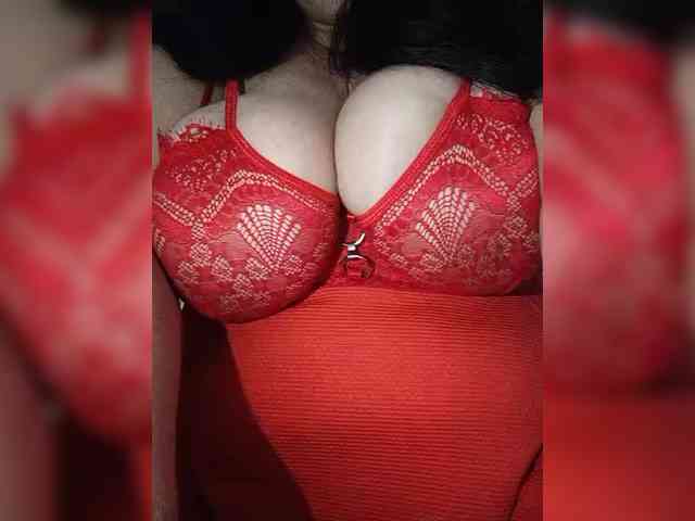 SeXy-Xo4y-SeXa webcam